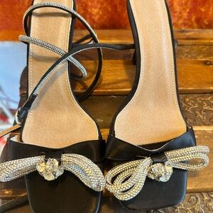 Elegant Black Strappy Heels with Rhinestone Bow and straps